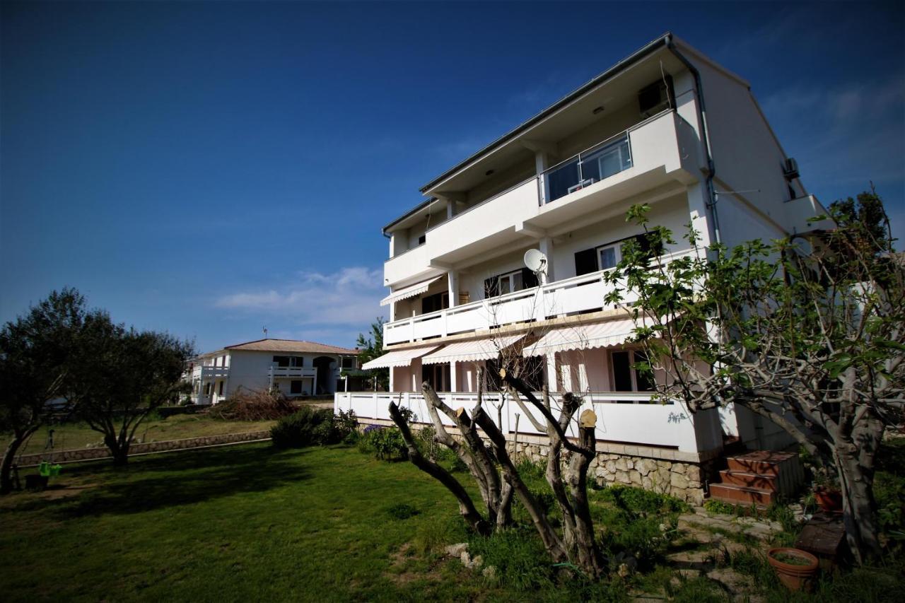 Apartments And Rooms With Parking Space Pag - 13060 Pag Town Eksteriør billede