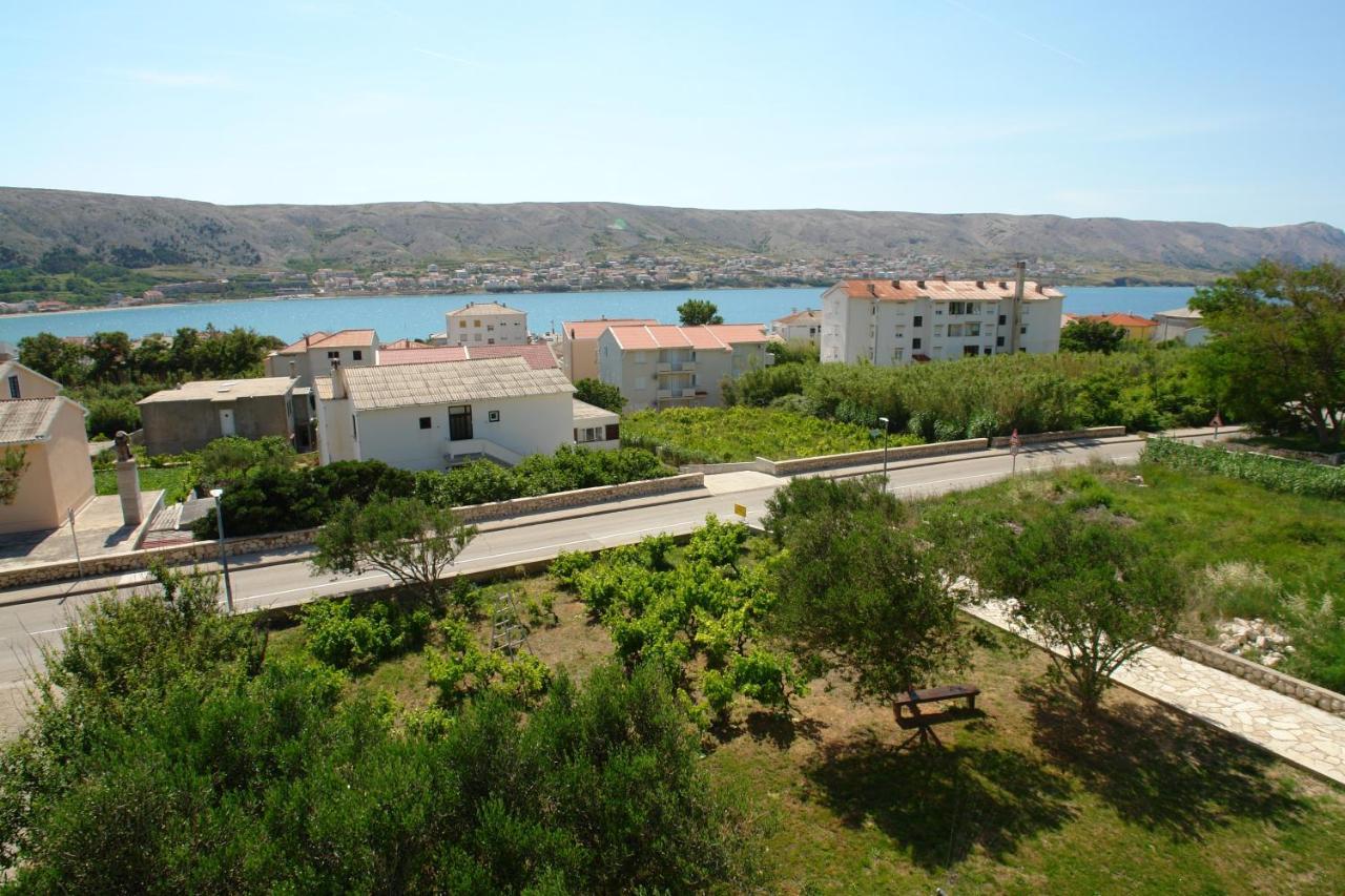 Apartments And Rooms With Parking Space Pag - 13060 Pag Town Eksteriør billede