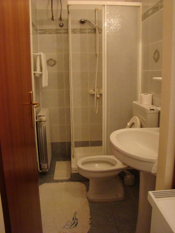 Apartments And Rooms With Parking Space Pag - 13060 Pag Town Eksteriør billede